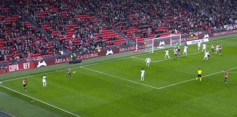 米体：米兰对迈尼昂的年薪报价提高至500万欧，尤文正在关注